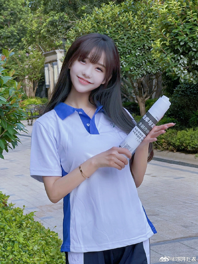 网页版观看界面配图